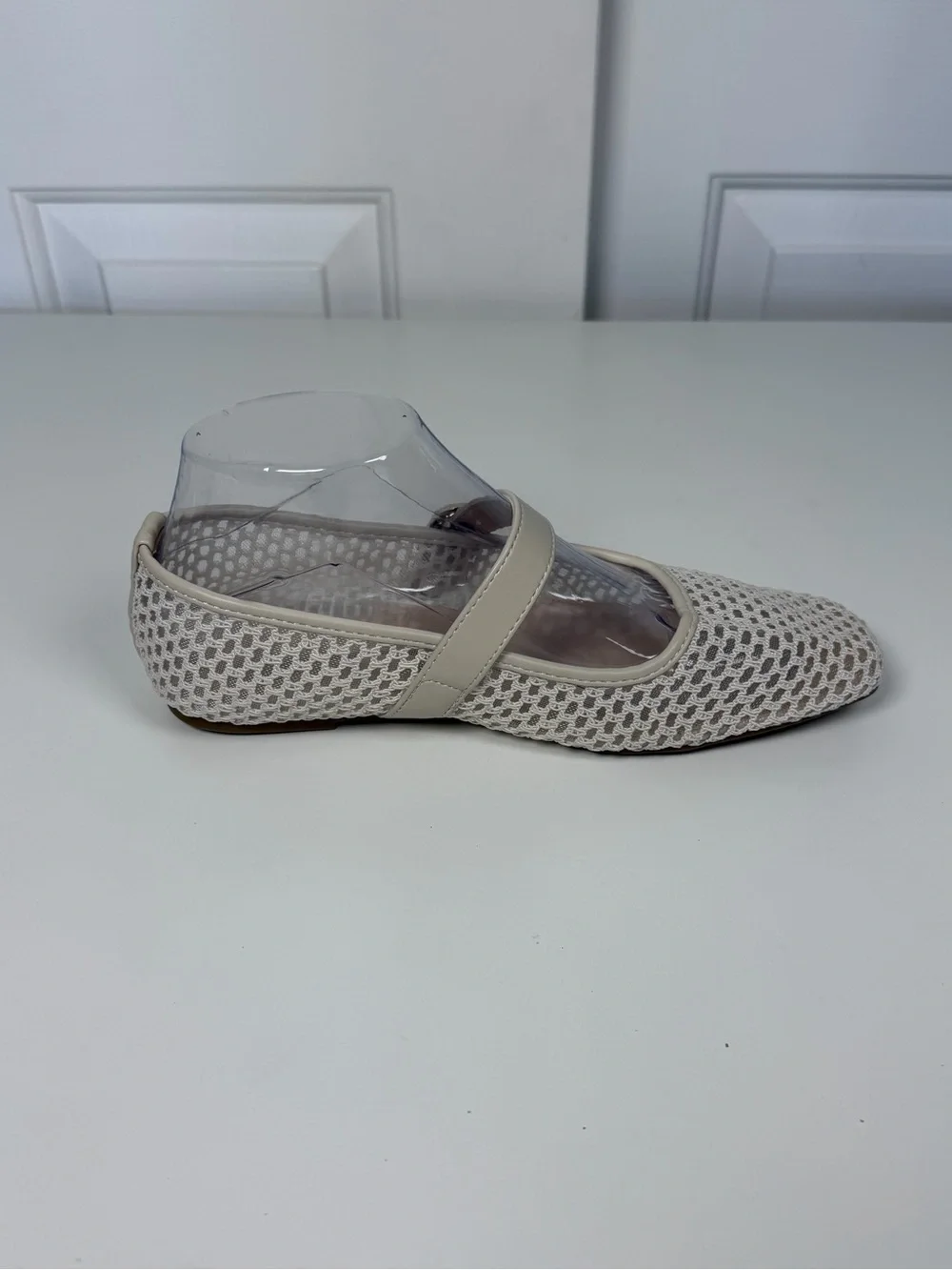 Madden‎ Girl Women's Beige Woven Buckle Mary Jane Flats Size 8